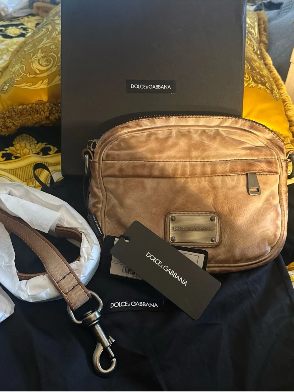 Dolce & Gabbana Unisex Cognac Stressed Sheep Leather Bag NWT and COA card